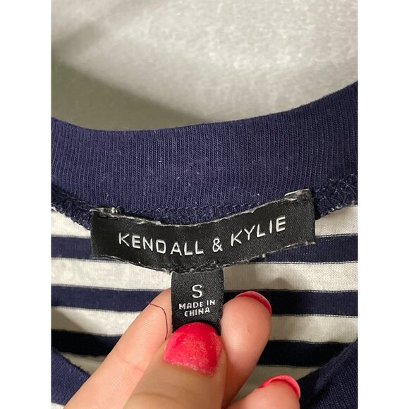 Kendall and Kylie Womens Striped Floral Embroidered T Shirt Size S Navy White - Picture 4 of 5